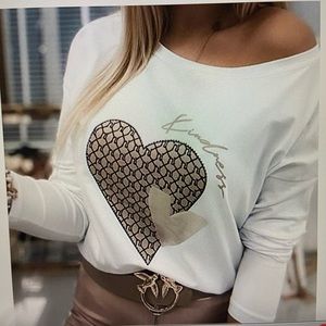 Chicme L/S Off Shoulder Top w/ Heart Print. Sz M